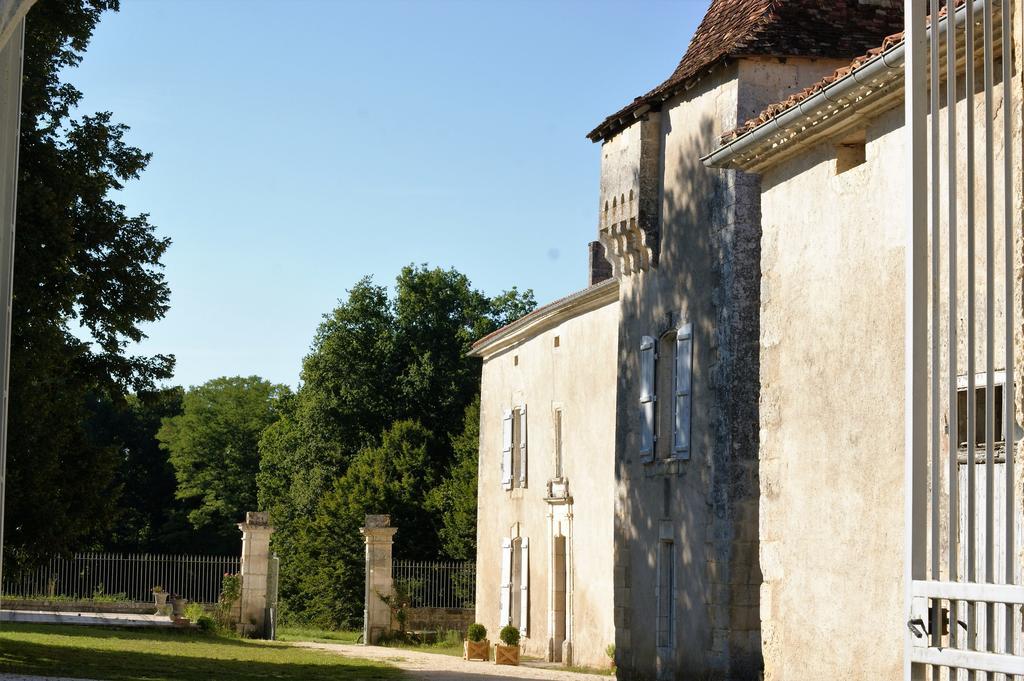 Chateau De La Combe Puyrenier 外观 照片